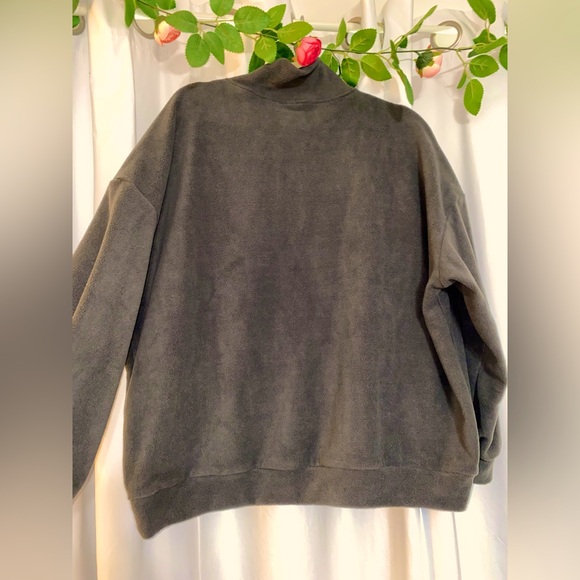 Gray Half-Zip Pullover - Picture 2 of 4